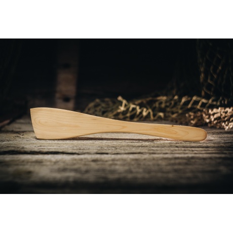 Pannilabidas sirge 270 mm kadakas.jpg