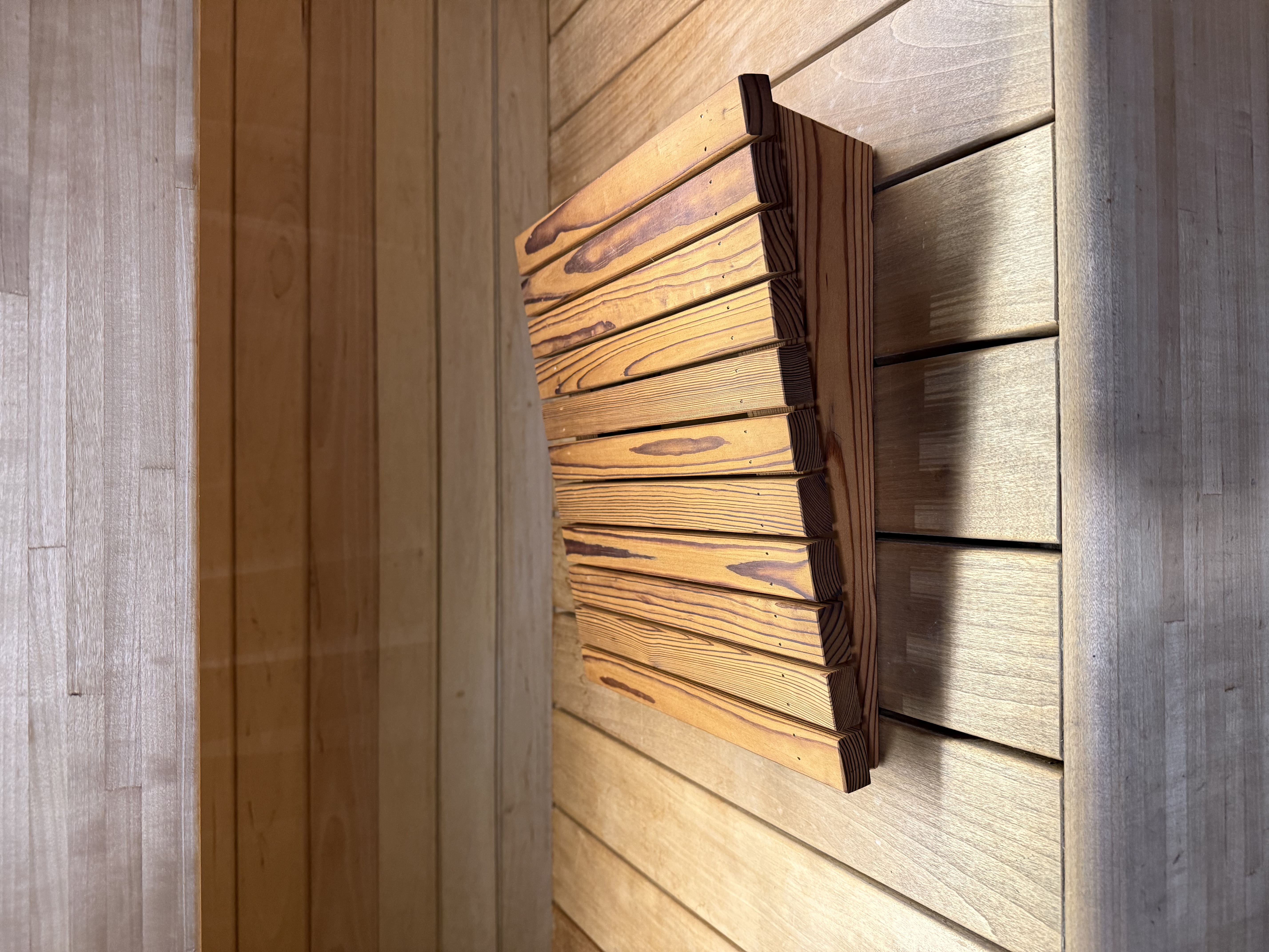 Sauna headrest straight2.JPG